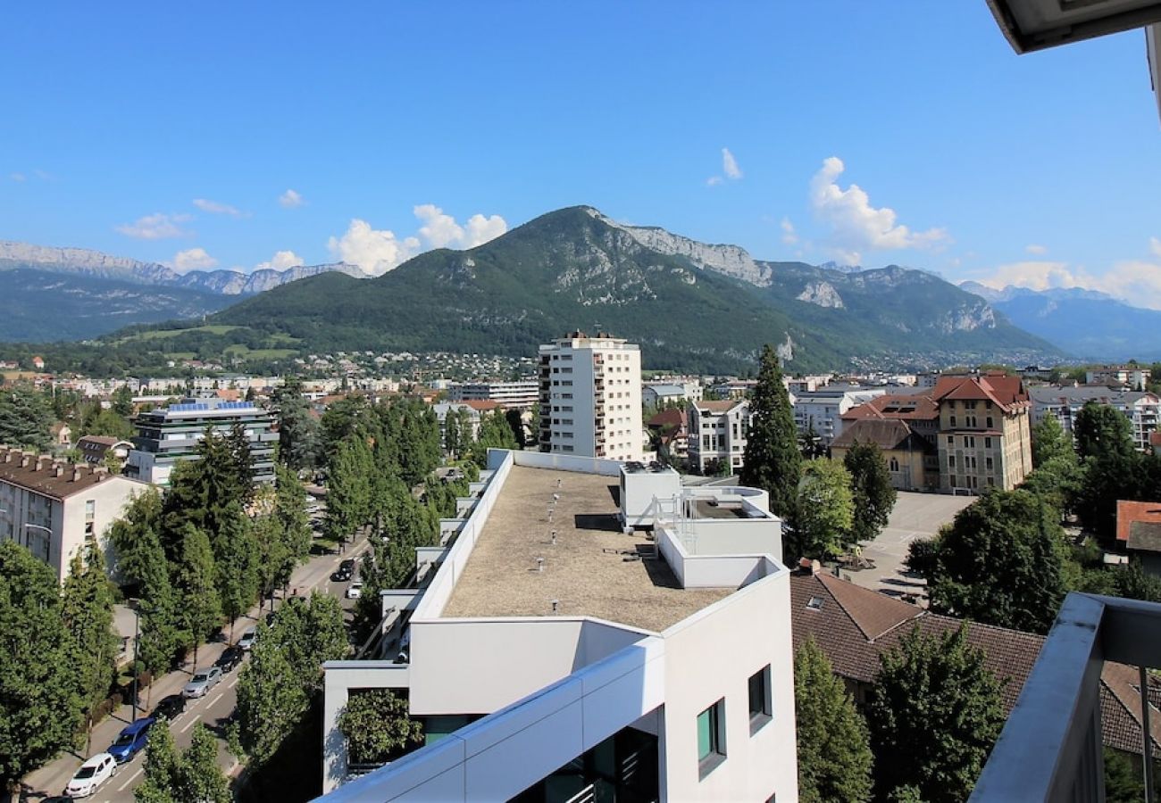 Apartment in Annecy - Mont Royal balcon et piscine