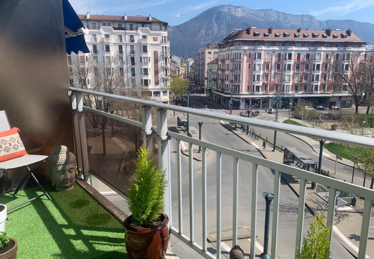 Apartment in Annecy - Central Park au centre ville, appareil raclette