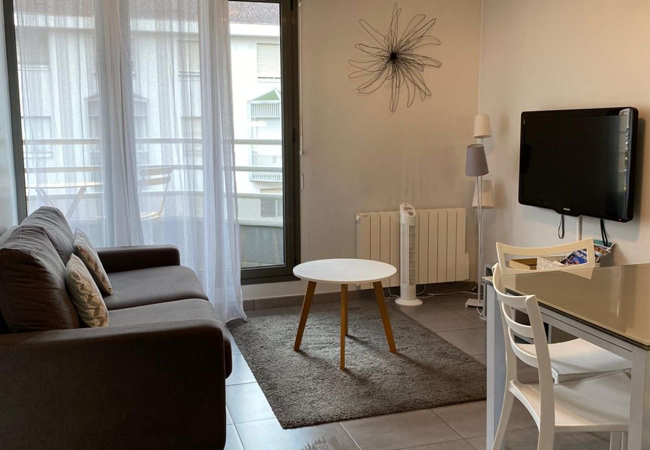 Apartment in Annecy - Smart emplacement numéro 1 au cœur marché de N