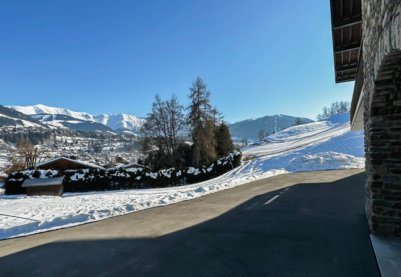 Chalet in Megève - Chalet Orchidée Megève sur les pistes