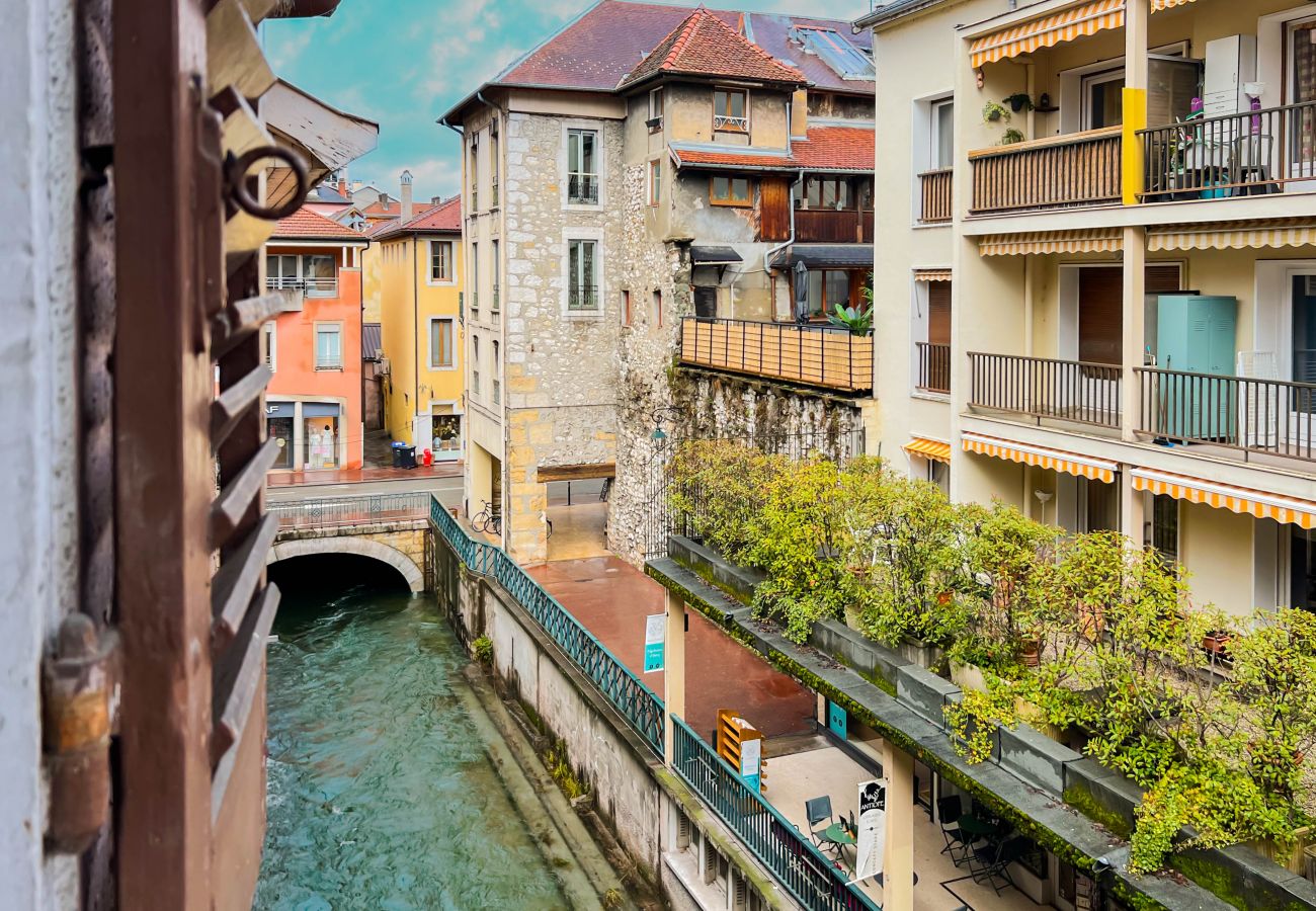 Studio in Annecy - Moco studio vue sur le canal